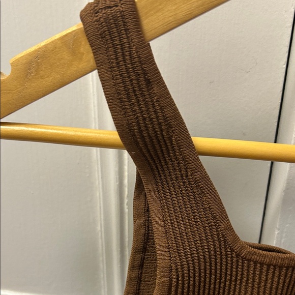 Babaton Chestnut Ribbed Knit Tank - Picture 7 of 8